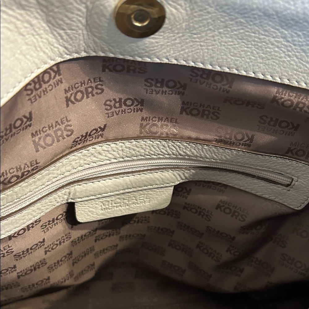 Michael Kors Cream Leather Shoulder Bag with Buckles - Picture 9 of 13